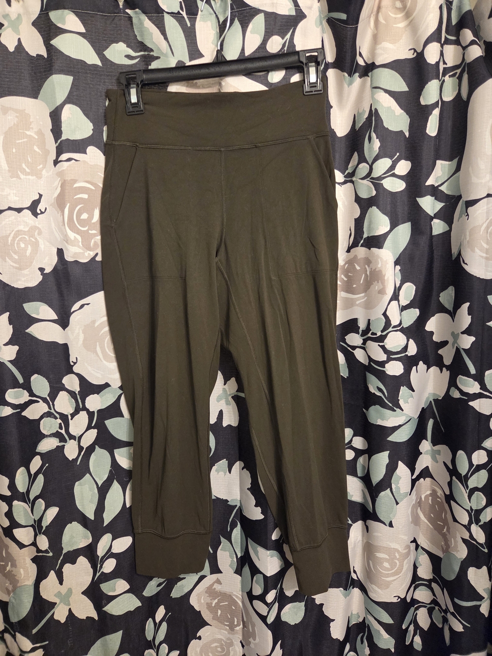 Lululemon Olive Green Align Joggers - Picture 2 of 6